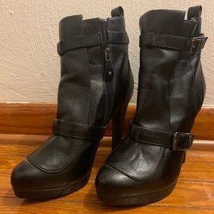 Simply Vera heeled boots